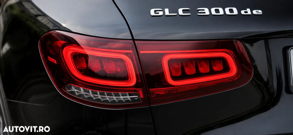Mercedes-Benz GLC 300 de 4Matic 9G-TRONIC Exclusive - 31