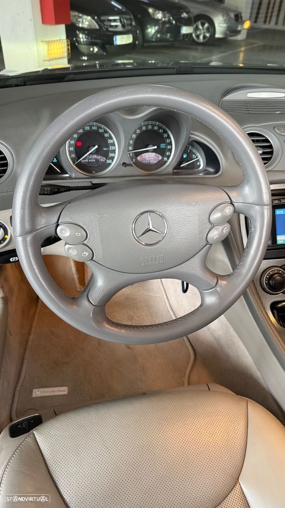 Mercedes-Benz SL 350 Auto - 13
