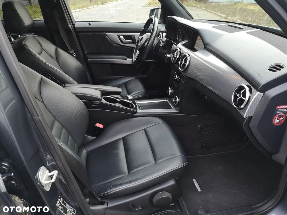 Mercedes-Benz GLK 220 CDI DPF 4Matic BlueEFFICIENCY 7G-TRONIC SPORT EDITION - 17