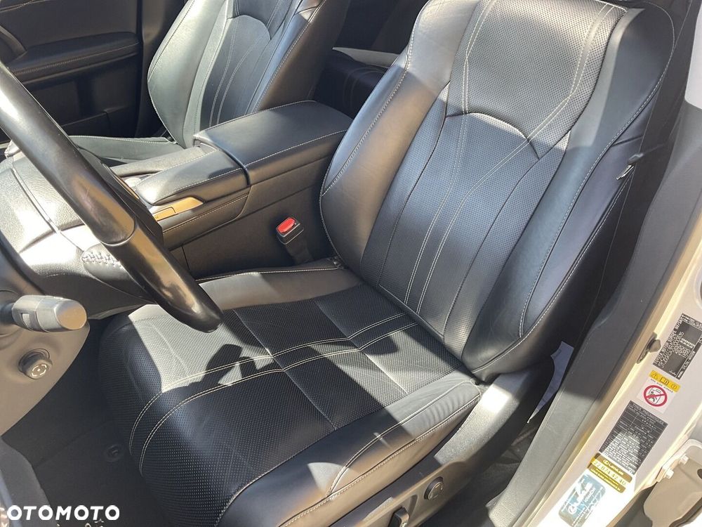 Lexus RX - 19