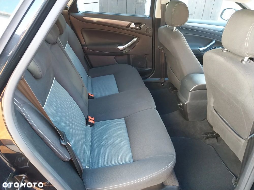 Ford Mondeo 2.0 Trend X - 21