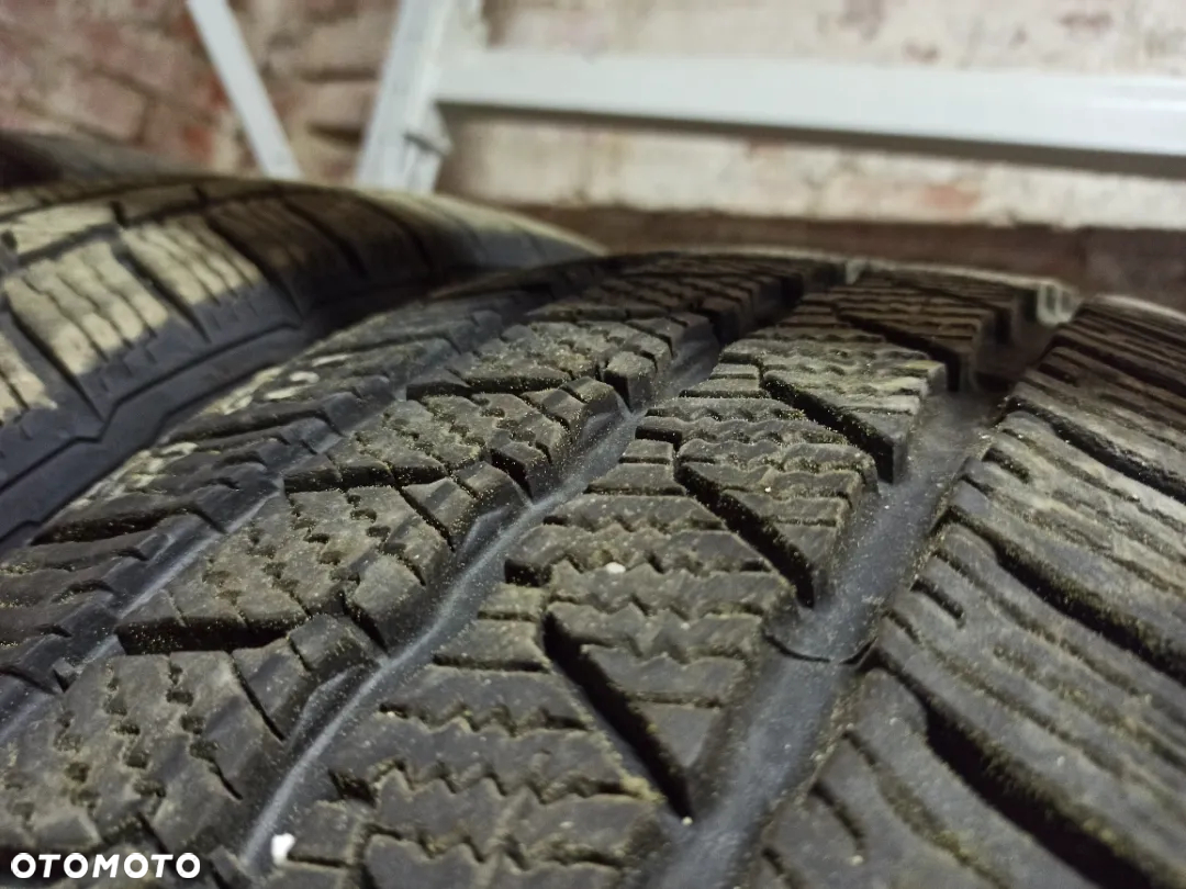 OPONY CONTINENTAL VAN CONTACT WINTER 225 55 R17C - 7