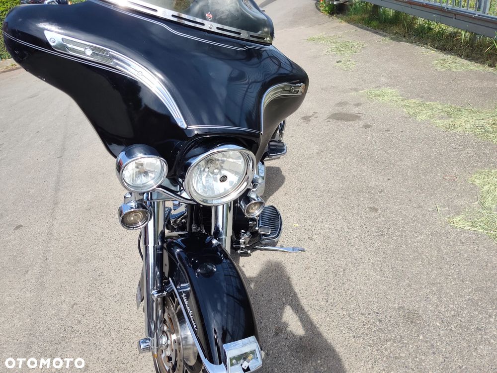 Harley-Davidson FLHTCU Ultra - 5