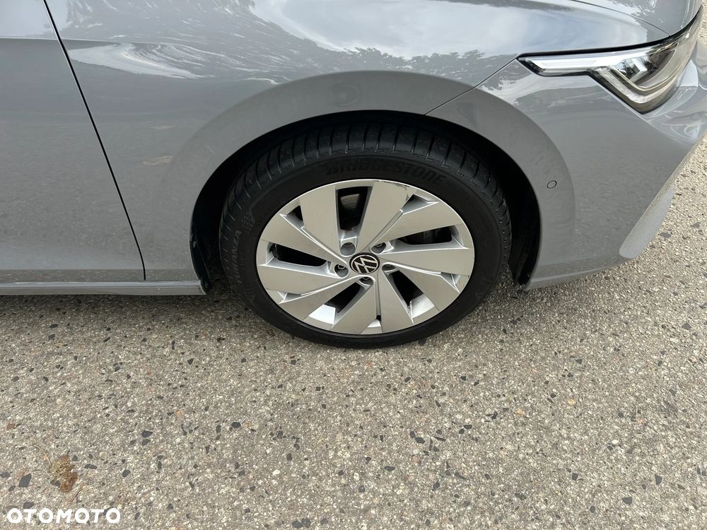 Volkswagen Golf 1.5 TSI Life Plus - 36