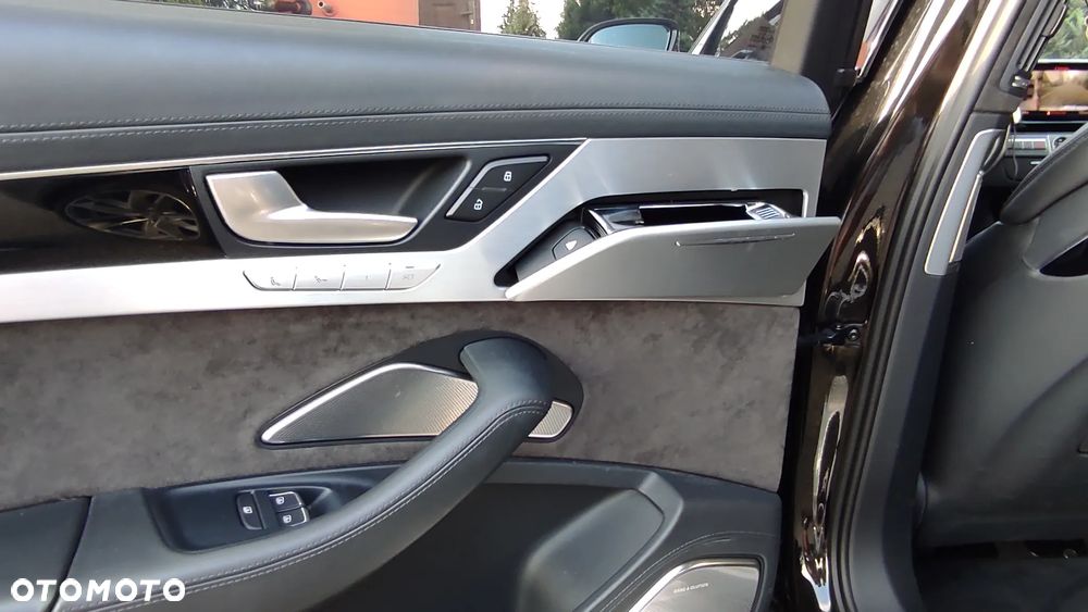 Audi A8 4.2 TDI DPF (clean diesel) quattro tiptronic Lang - 39