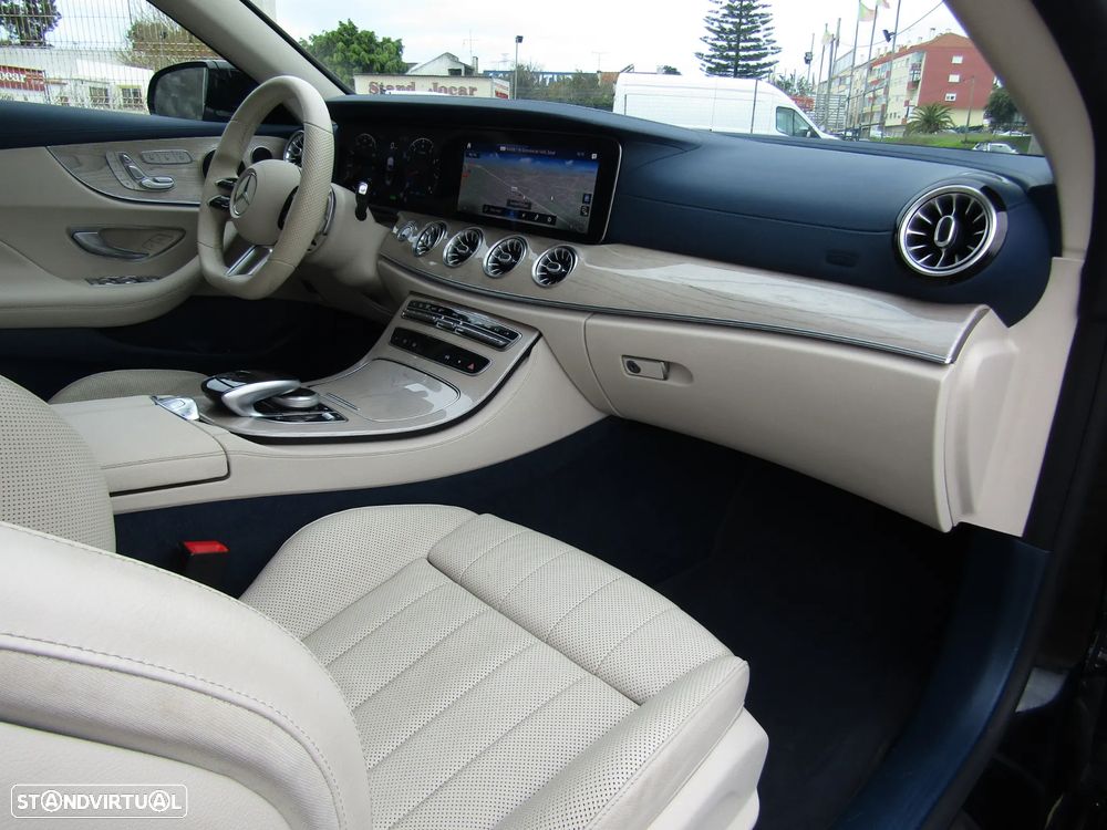 Mercedes-Benz E 200 AMG Line - 23