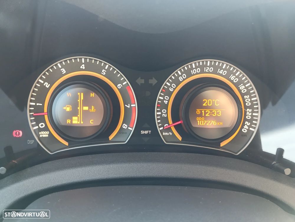 Toyota Auris 1.33 VVT-i - 10