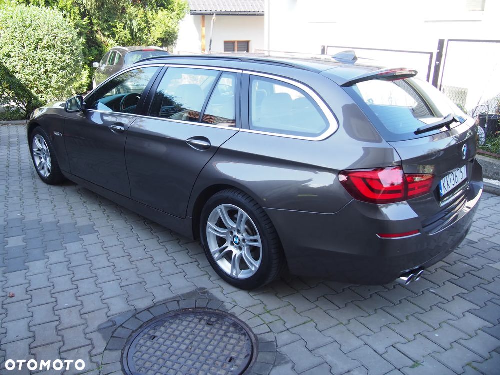 BMW Seria 5 520d Luxury Line - 6