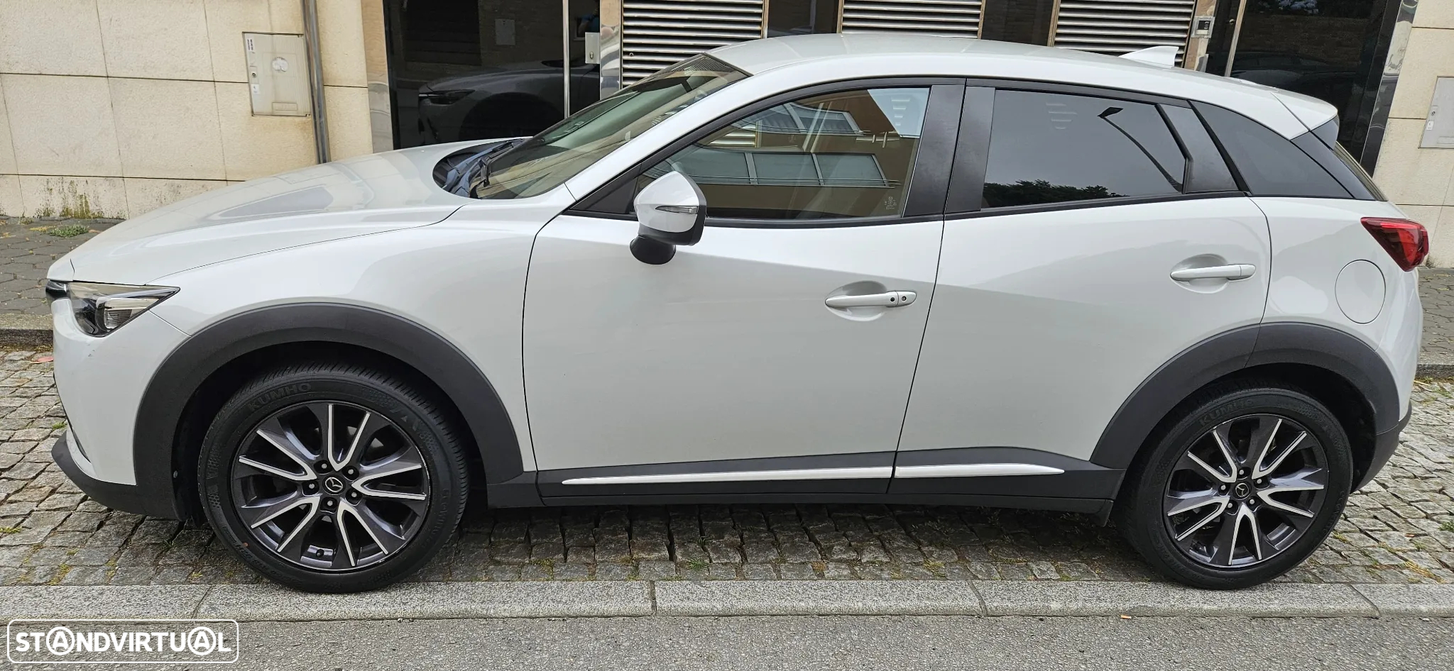 Mazda CX-3 1.5 Sky.Excellence HT Leather White Navi - 2