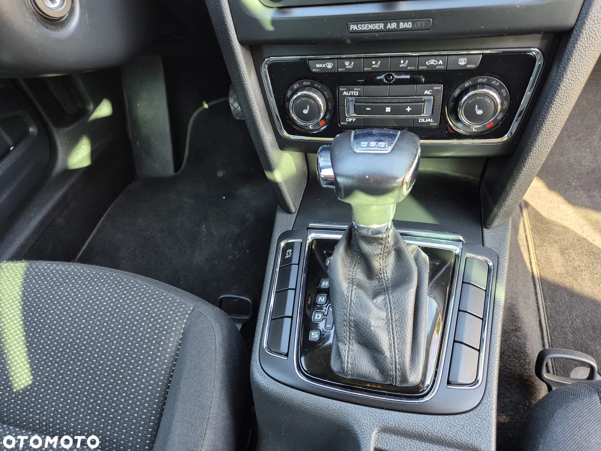 Skoda Superb 2.0 TDI Ambition DSG - 15