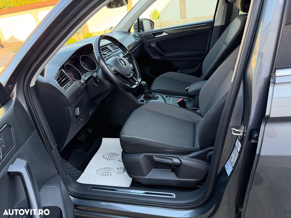 Volkswagen Tiguan - 20