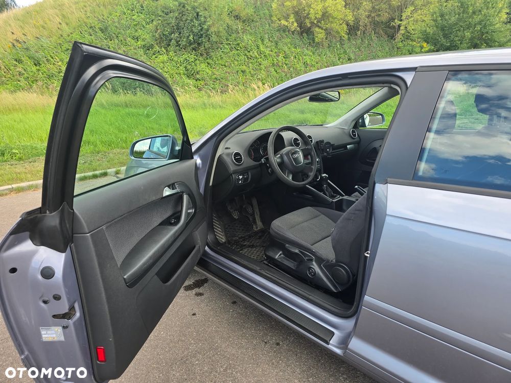 Audi A3 3-drzwiowe 1.9 TDI DPF Ambiente - 6