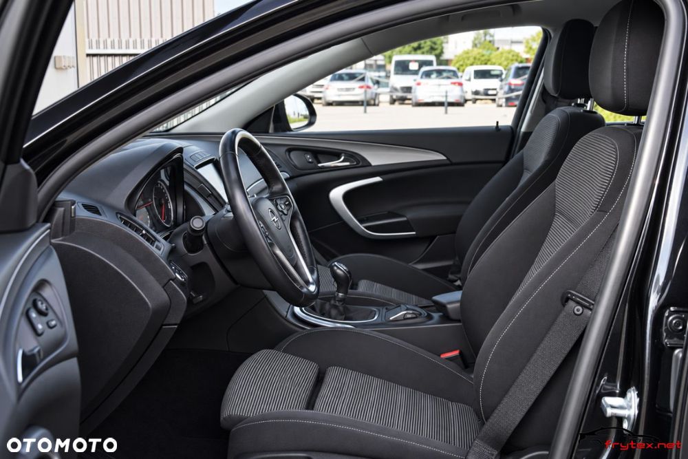 Opel Insignia - 17