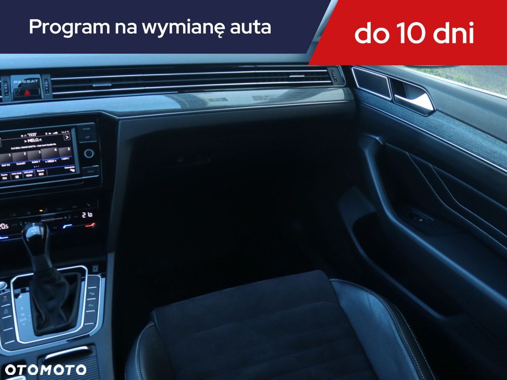 Volkswagen Passat Variant - 10