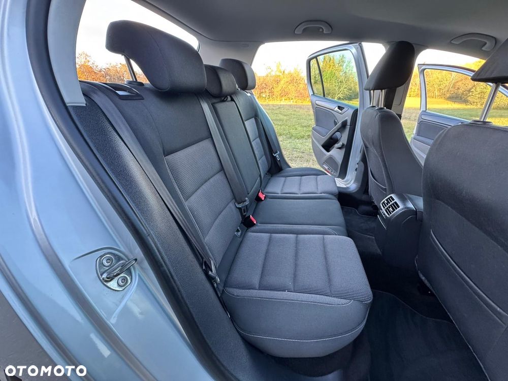 Volkswagen Golf 1.6 Goal - 28