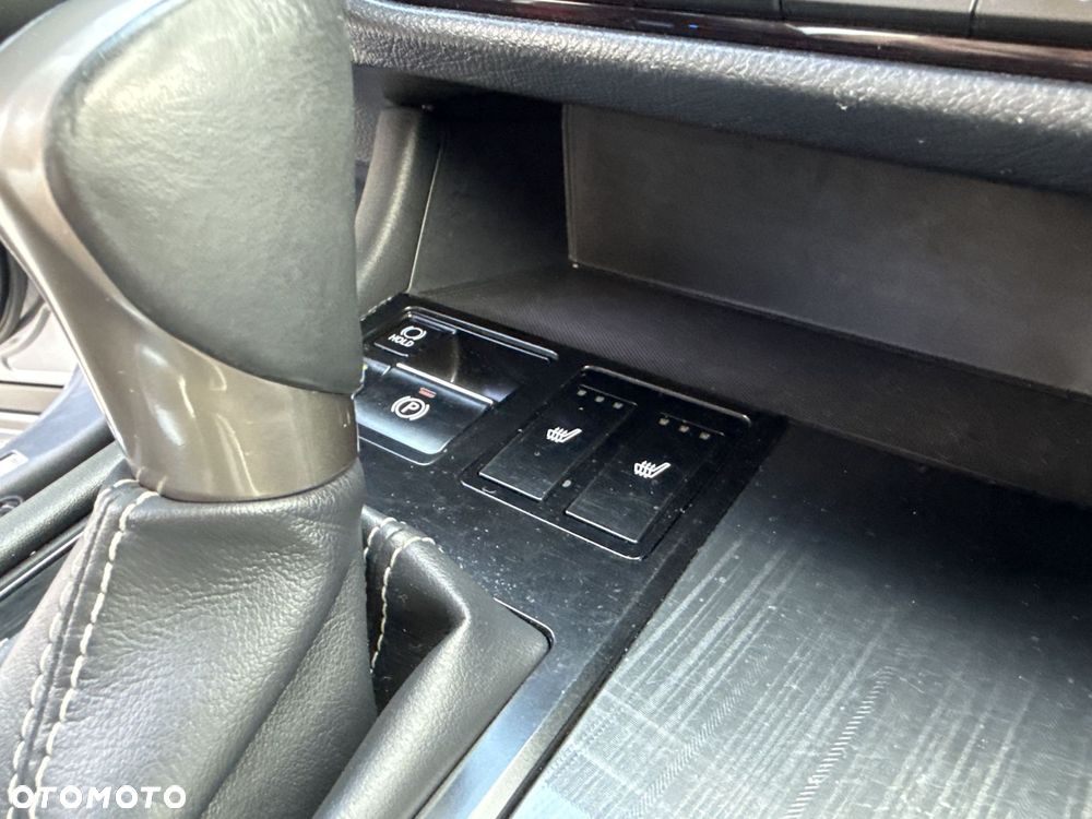 Lexus RX - 26