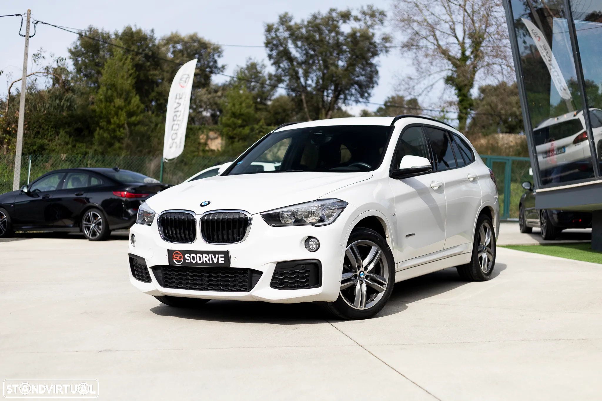 BMW X1 18 d xDrive Auto Pack M - 2
