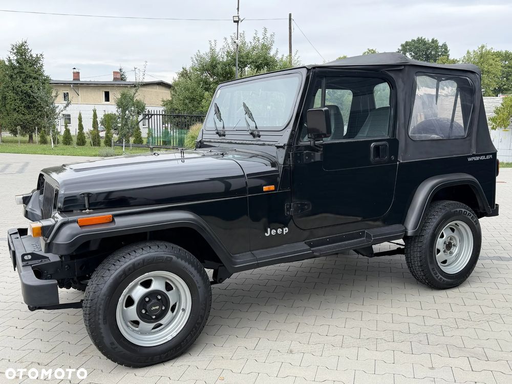 Jeep Wrangler - 5