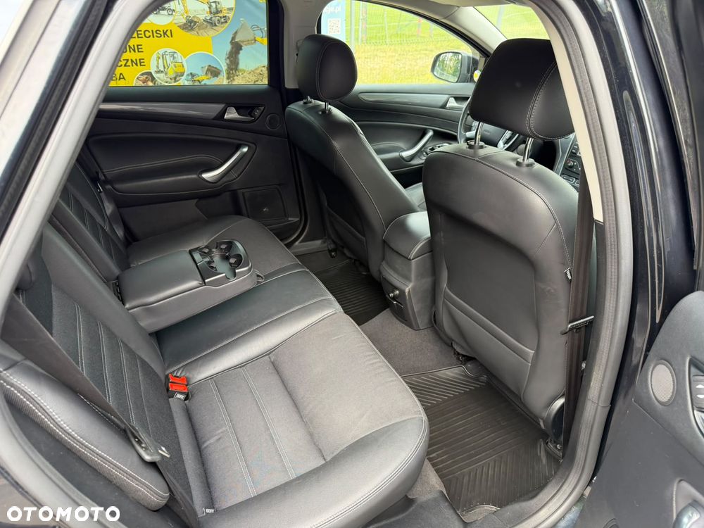 Ford Mondeo - 11