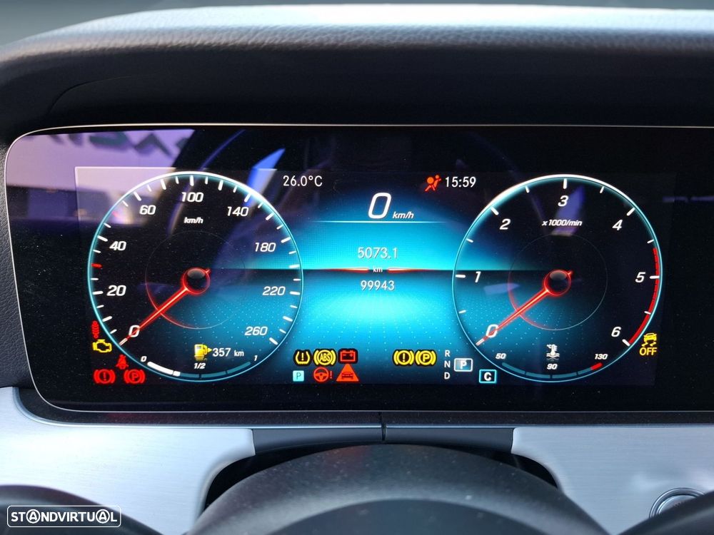 Mercedes-Benz E 220 d Avantgarde - 17