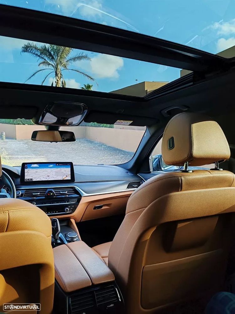 BMW 530 e Pack Desportivo M - 3