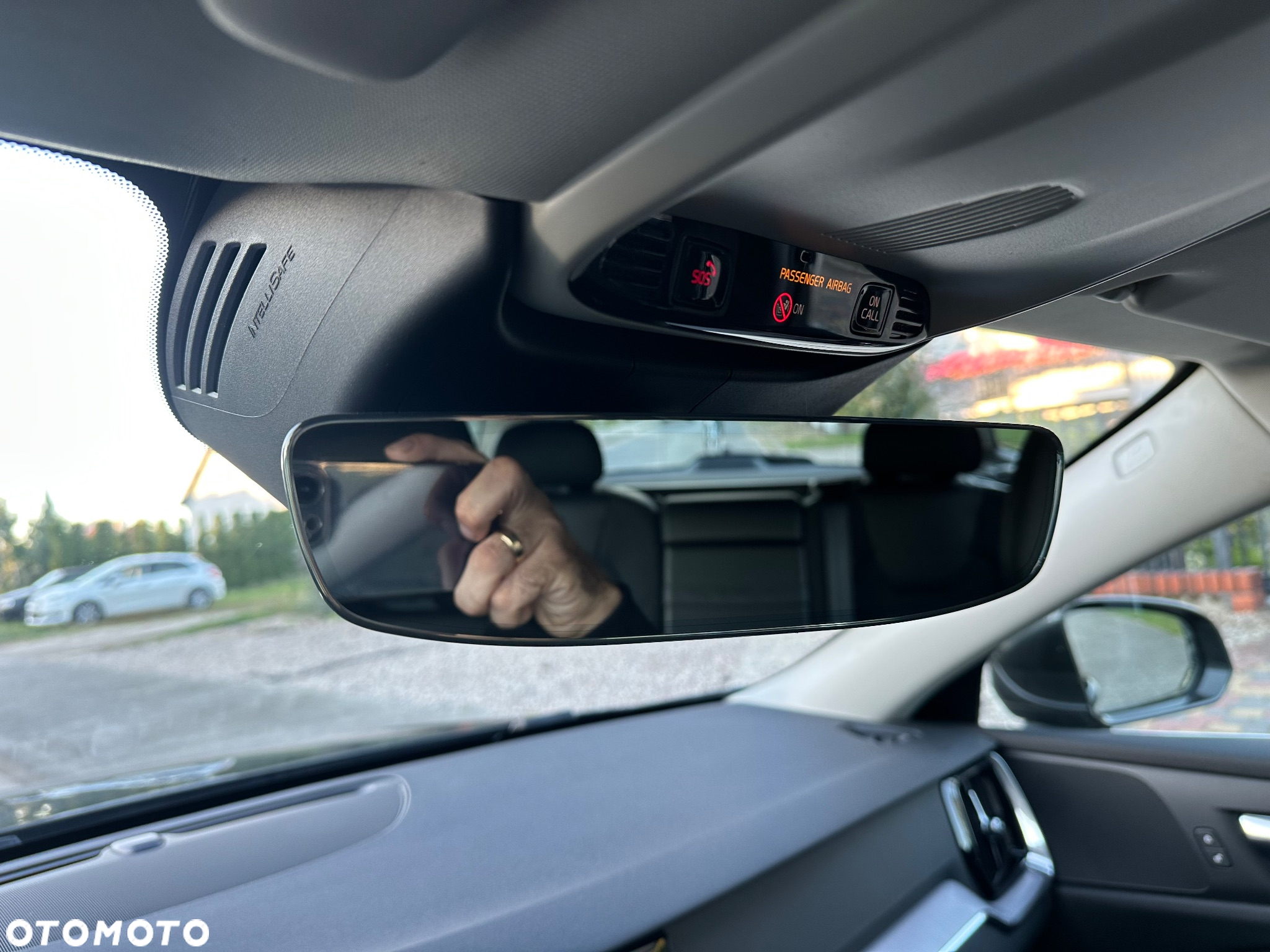 Volvo V60 D3 Drive-E Momentum - 34