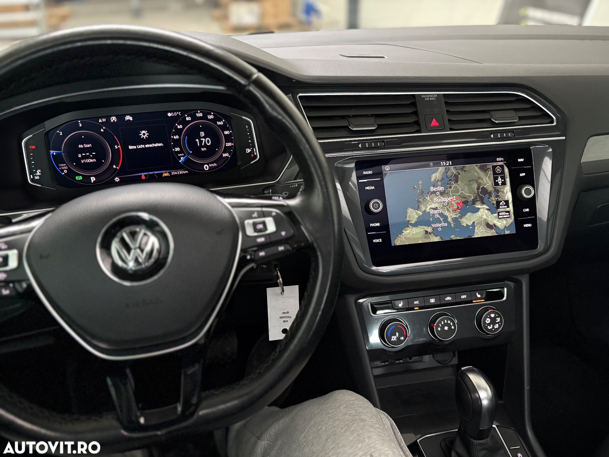 Volkswagen Tiguan Allspace 2.0 TDI SCR DSG Comfortline - 6