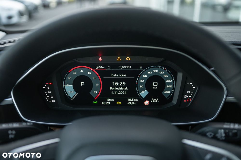 Audi Q3 - 18
