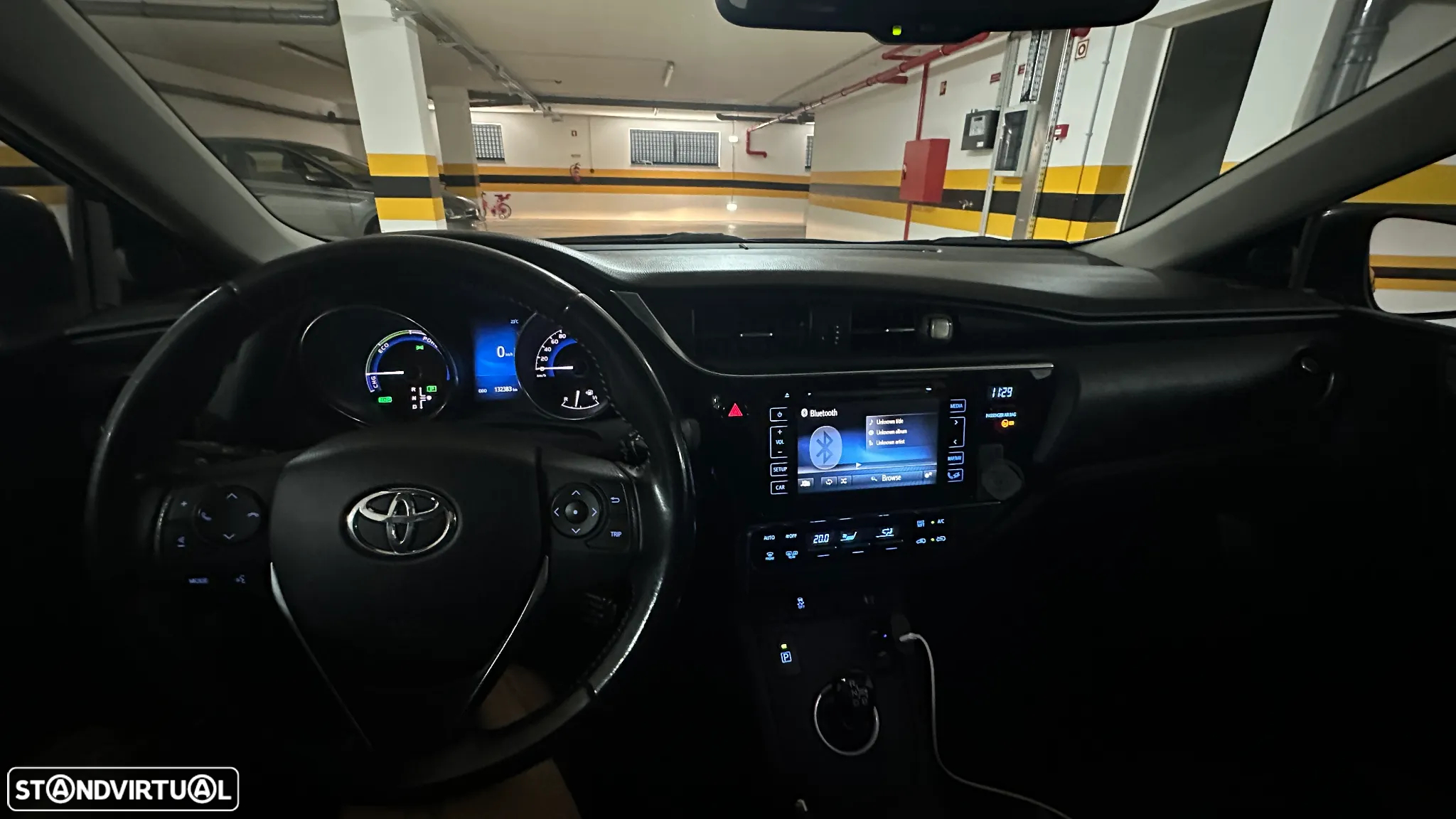Toyota Auris 1.8 HSD Sport - 12