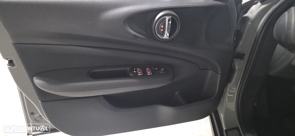 MINI Clubman Cooper Sport Edition Auto - 16