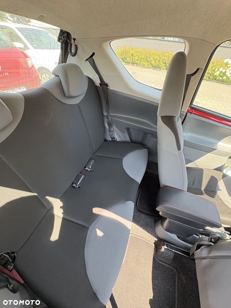 Peugeot 107 (70) 68 Active - 9