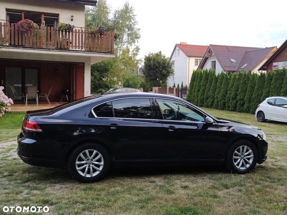 Volkswagen Passat 1.6 TDI BMT Comfortline - 17