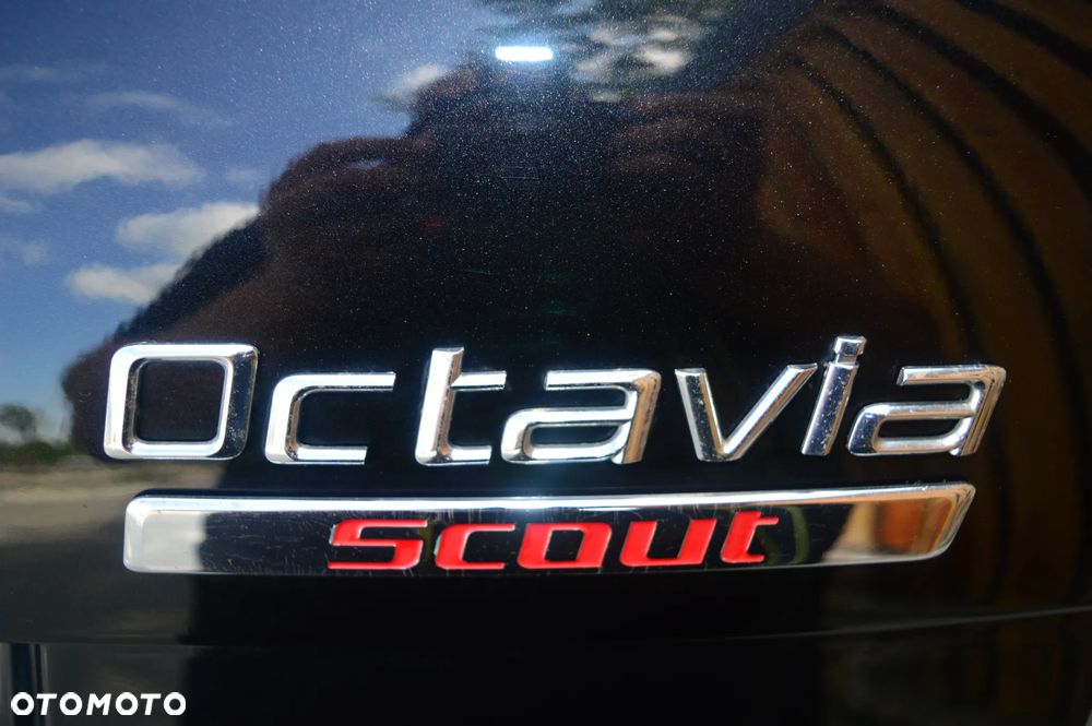 Skoda Octavia 2.0 TDI DPF 4x4 Scout - 32