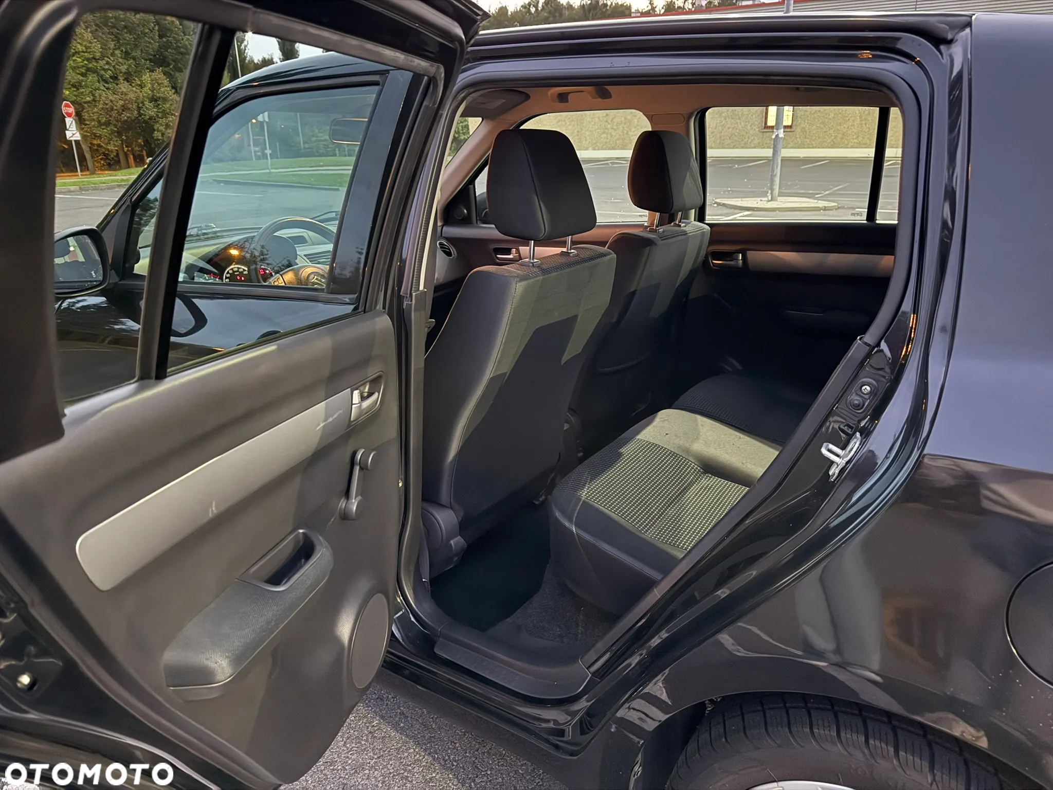 Suzuki Swift 1.3 Comfort - 12