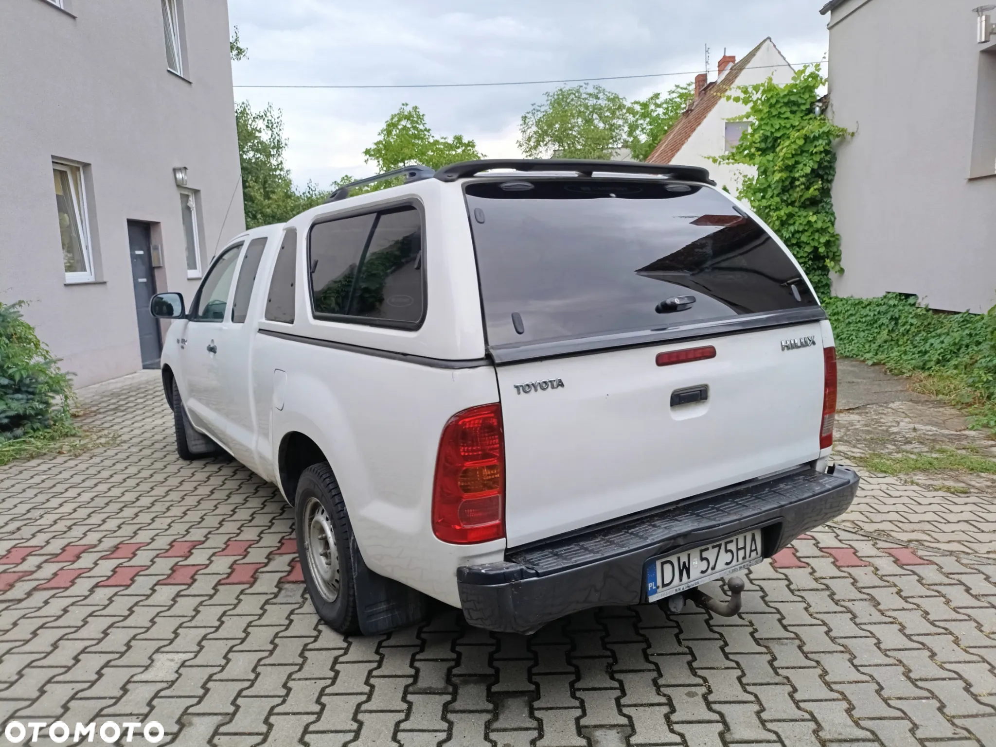 Toyota Hilux 2.5 D-4D DLX + 2os 4x2 - 2