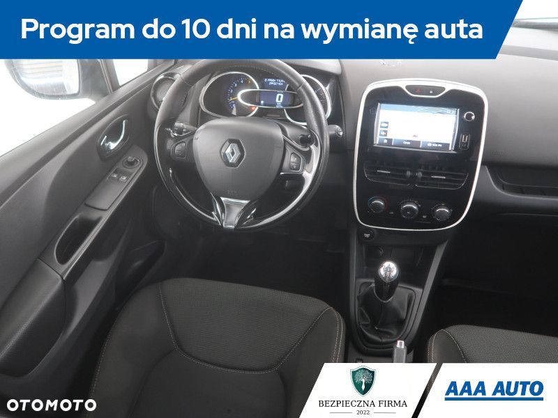 Renault Clio - 9