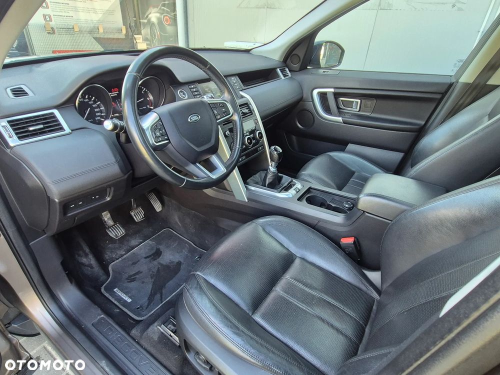 Land Rover Discovery Sport 2.0 D150 SE - 26