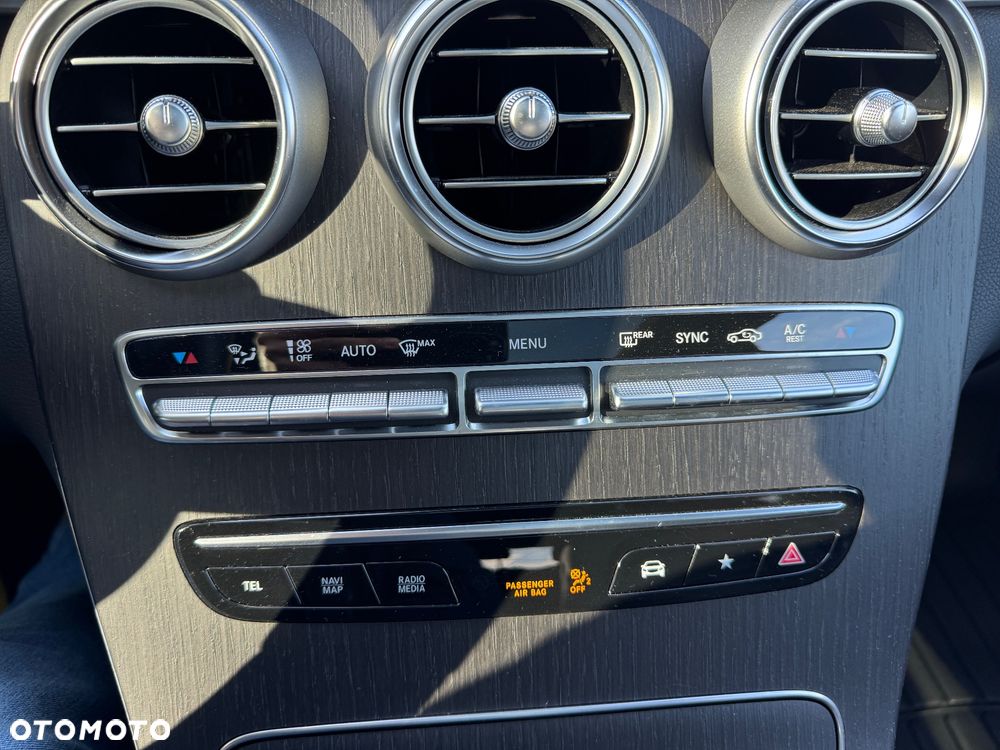 Mercedes-Benz GLC 300 4Matic 9G-TRONIC - 24