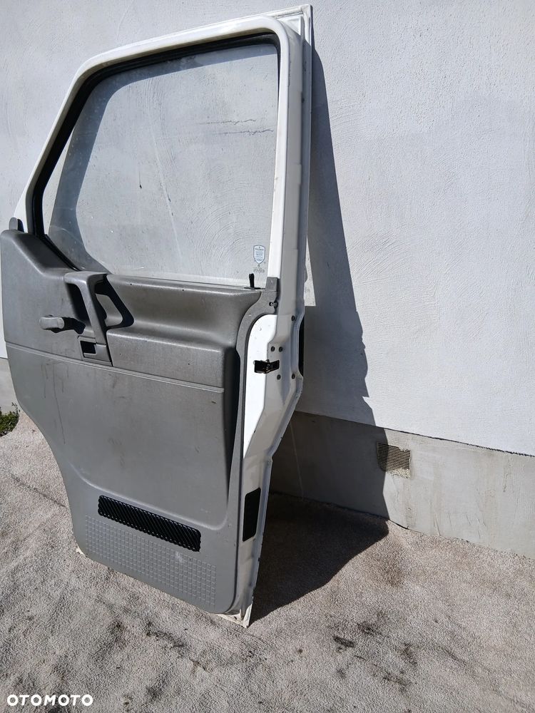 DRZWI PRZEDNIE PRAWE VW T-4 KOMPLETNE - 7