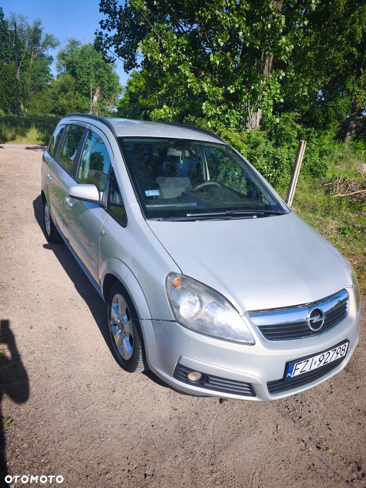 Opel Zafira 1.9 CDTI Essentia - 5