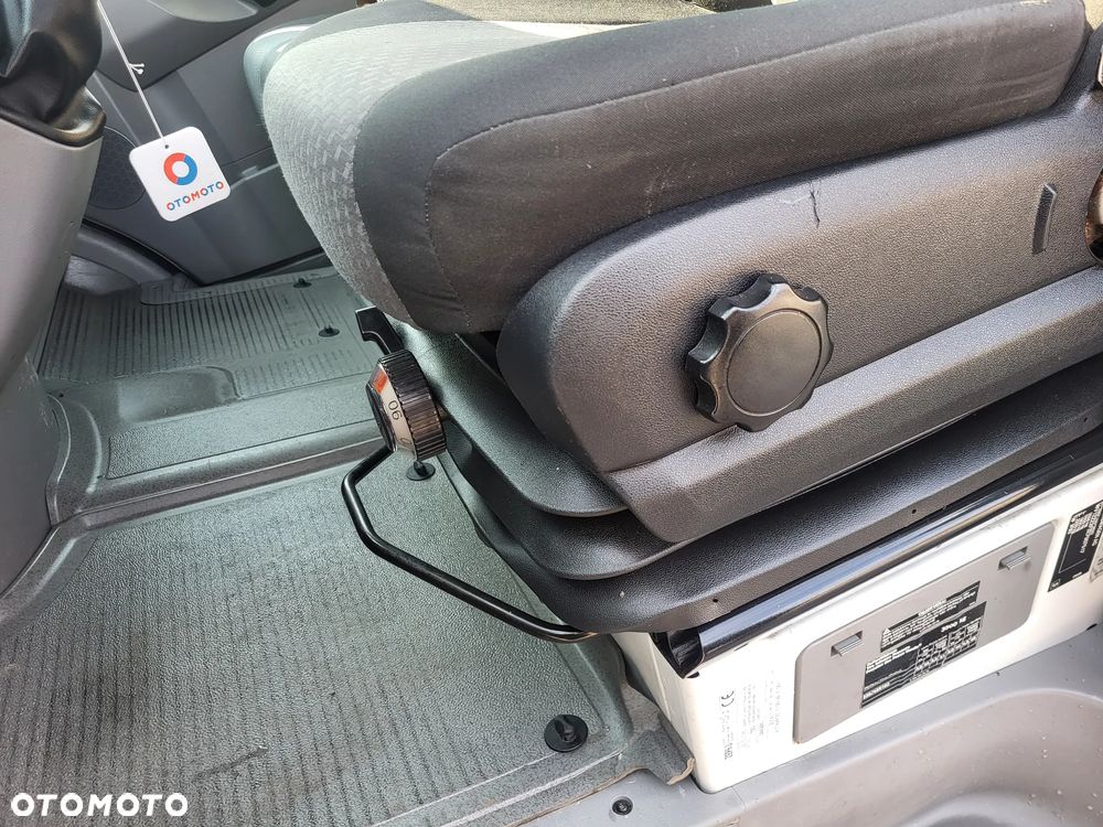 Volkswagen Crafter - 22