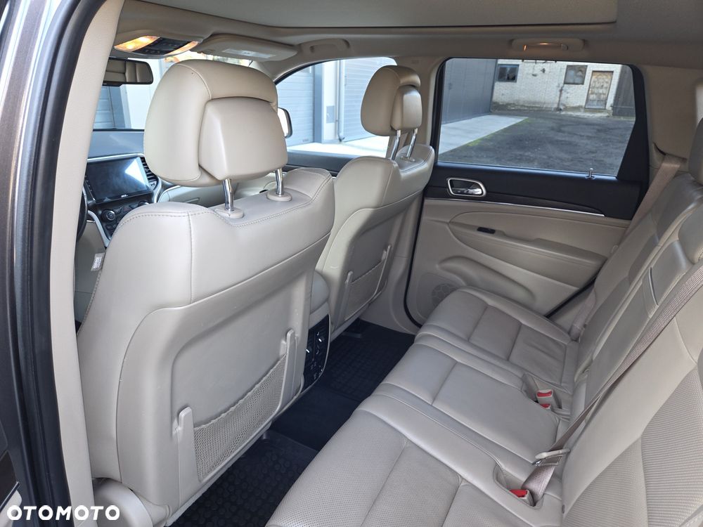 Jeep Grand Cherokee - 7