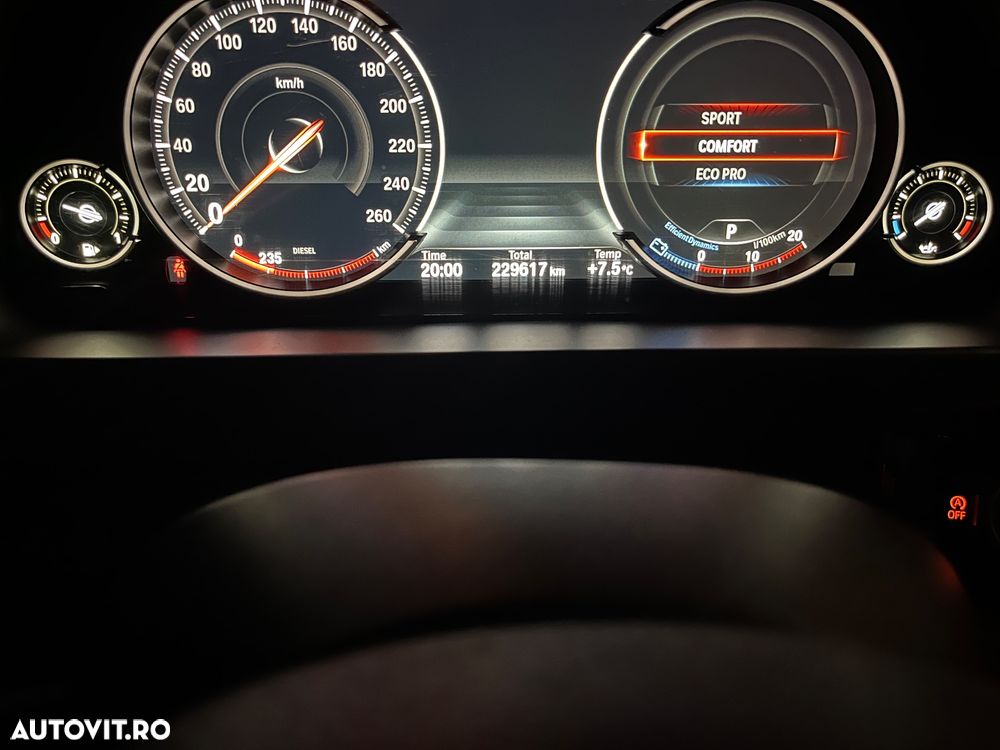 BMW X5 xDrive25d - 33