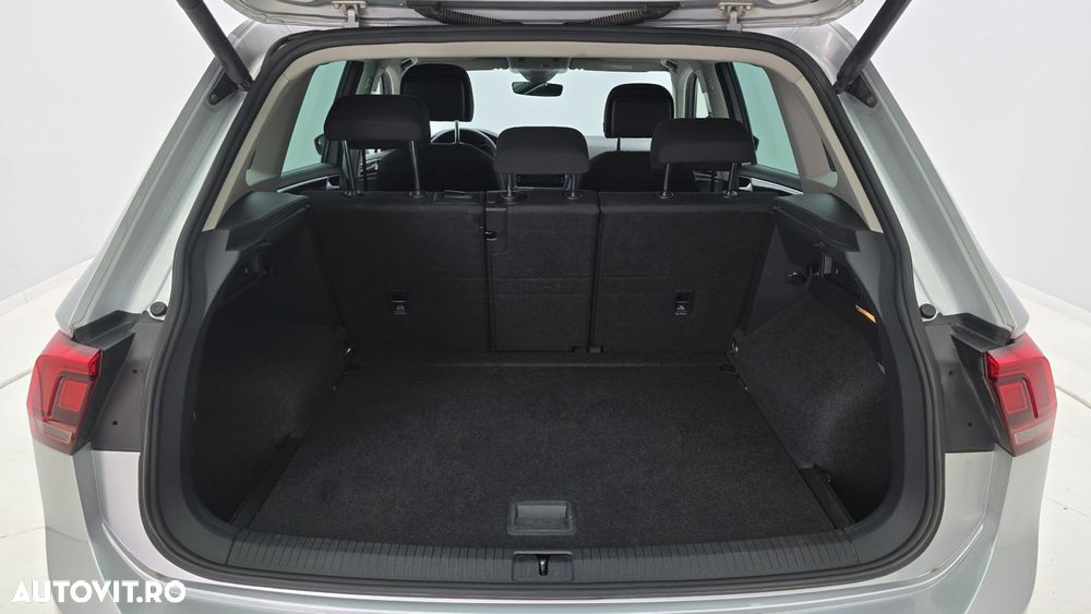 Volkswagen Tiguan 2.0 TDI SCR DSG 4Motion Life - 25