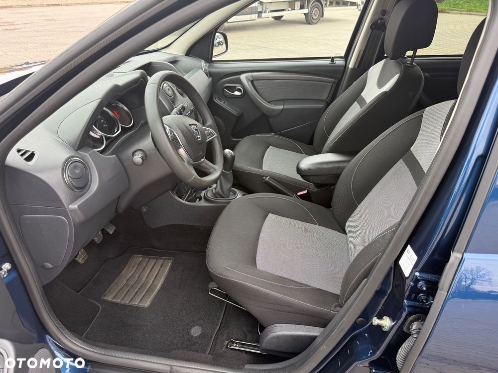 Dacia Duster 1.6 SCe Laureate S&S - 21
