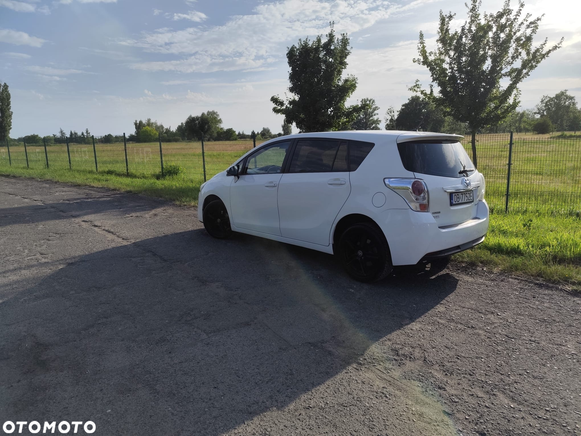 Toyota Verso 2.0 D-4D 5-Sitzer - 13