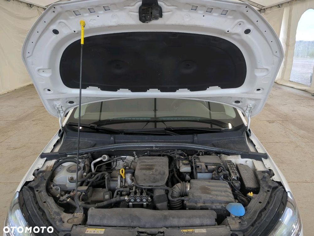 Skoda Fabia 1.0 Essence - 6
