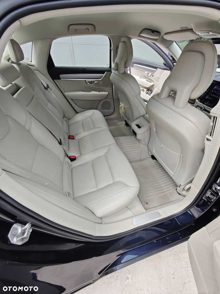 Volvo S90 D4 AWD Kinetic - 17