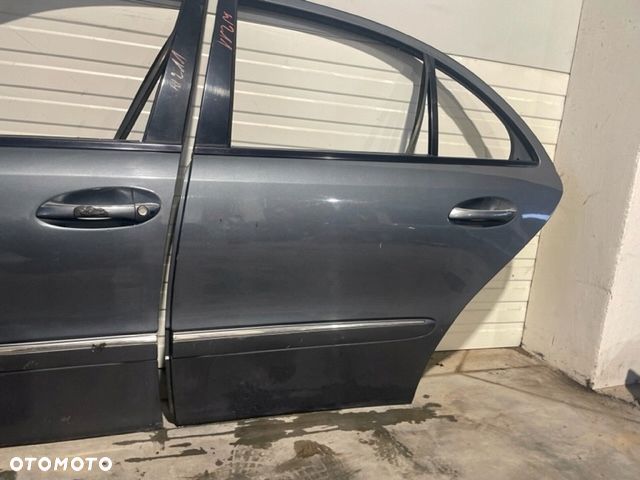 MERCEDES W211 211 drzwi lewy tył - 3