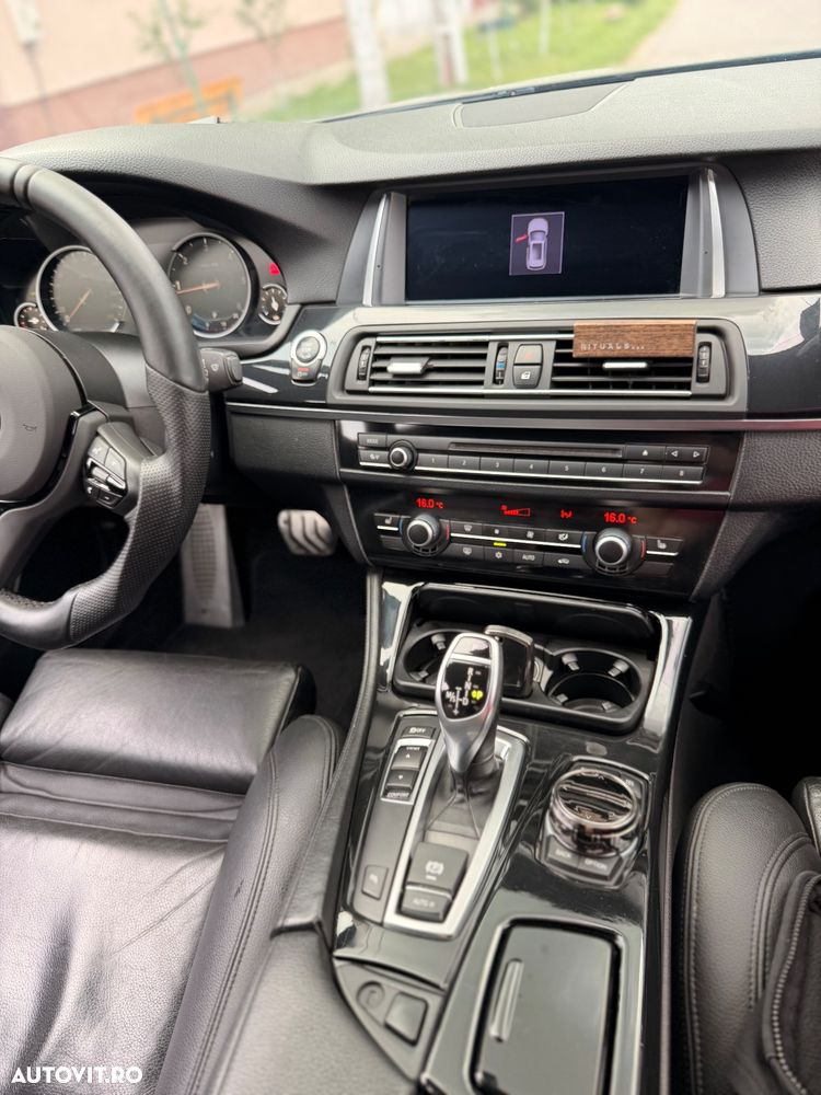 BMW Seria 5 520d - 13